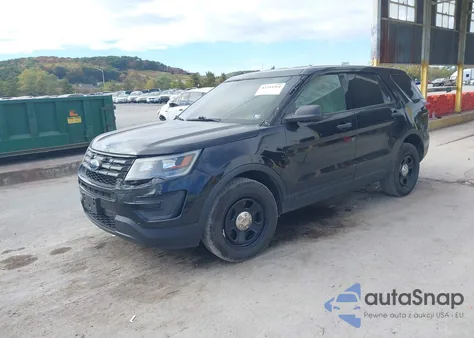 2017 Ford Police Interceptor z USA, uszkodzony, nr VIN 1FM5K8AR4HGB33550